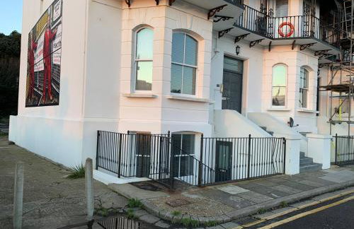 Vibrant beachfront Folkestone getaway - Foto 24