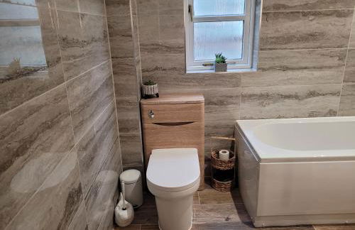 Looe, Cornwall, couples, families, quiet location, views, reliable Wi-Fi, modern cottage - Foto 53