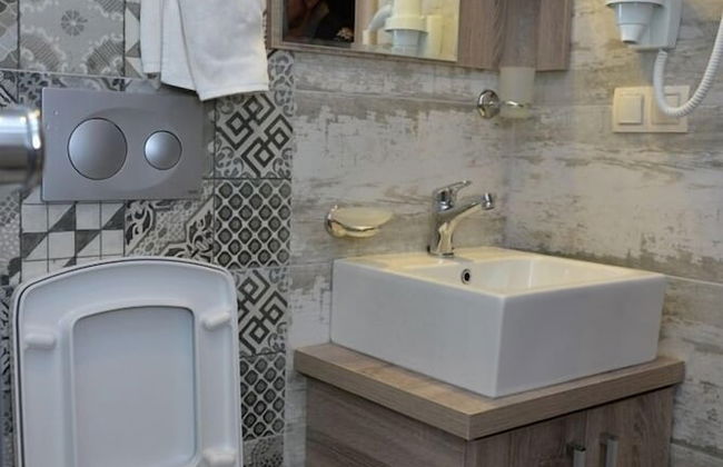 Street61 Studios - Photo 44