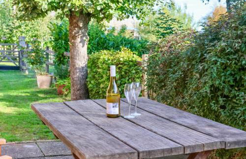 Tranquil and cosy cottage on the Somerset Levels - Photo 33