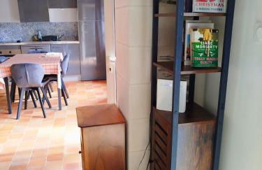 Layon cottage with shared pool - Foto 12