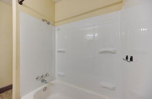 Indoor fireplace with patio and Pool Table - Foto 17