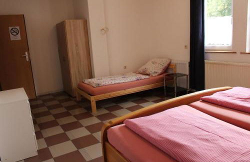 Möblierte 2-Raum Wohnung 11 in Ohrdruf - Thüringen Wald - Photo 6