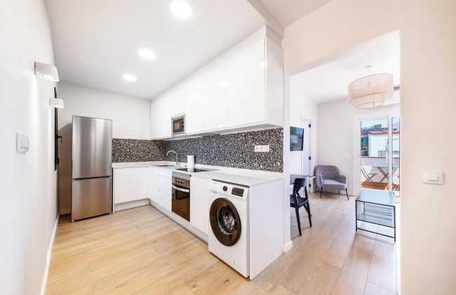 AinB Barcelona Sants Apartments - Photo 71