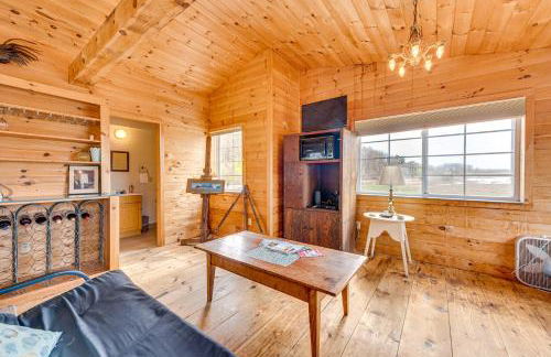 Peaceful Wells Retreat with Deck and Water Views - Foto 5