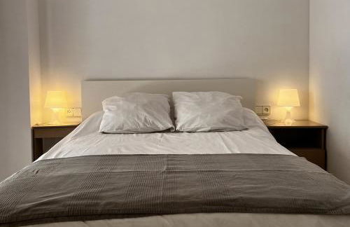 Espacioso con patio interior - Foto 18