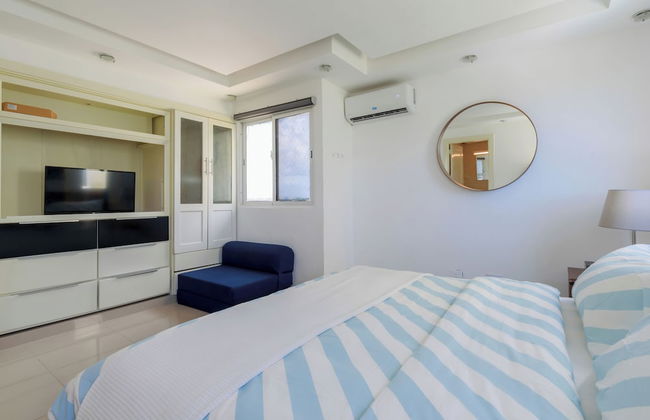 Oceanfront Condo in Ave. España Sleeps 8 - Foto 12