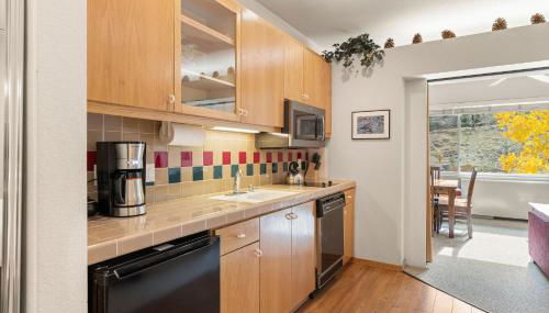 Palisades Tahoe Lodge Rentals Studio #253 - Foto 5