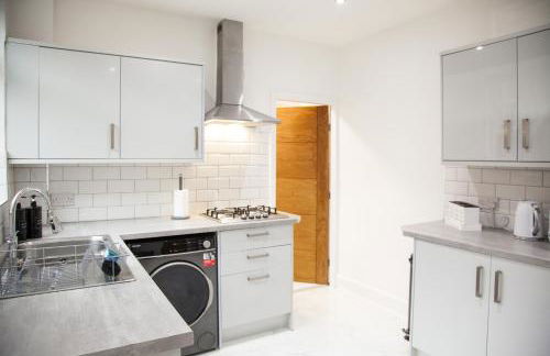 Entire Luxury Home in Old Trafford, next to MUFC - Foto 24