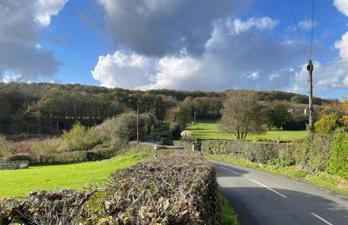 Tollgate House - Luxury Cozy Cottage - HUGE Hot Tub - Alton Towers - Foto 3