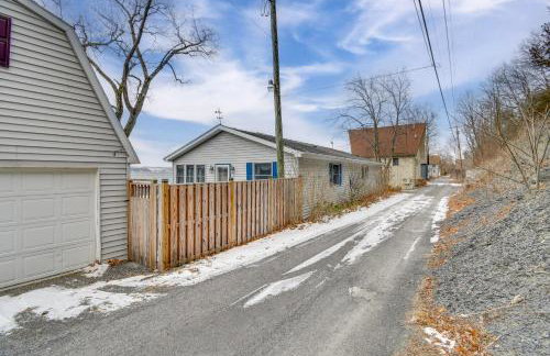 Boat, Grill and Unwind Lakefront Cayuga Home! - Foto 30