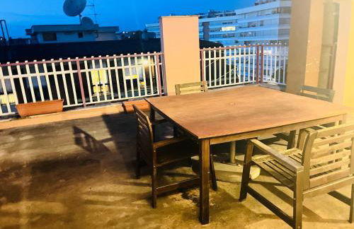 Sky Global Suites - Photo 23