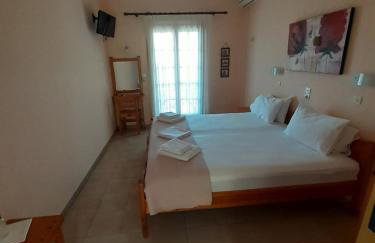 Mediterranean Studios - Photo 29