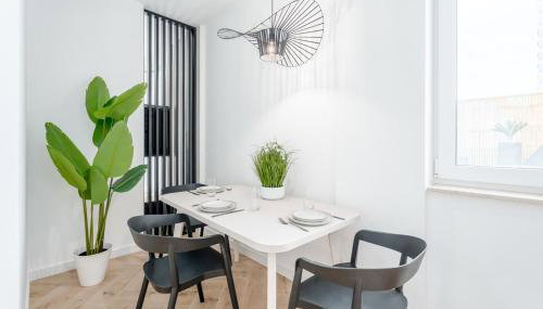 Brand New! Private Jacuzzi - Terrace - Parking - Foto 5