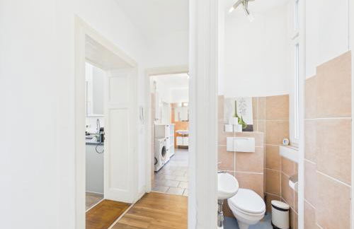 Zentrales Apartment im Westend I Küche I Balkon I für bis zu 4 Personen - Foto 16