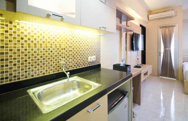 Compact And Comfy Studio At Puri Mas Apartment - Foto 10
