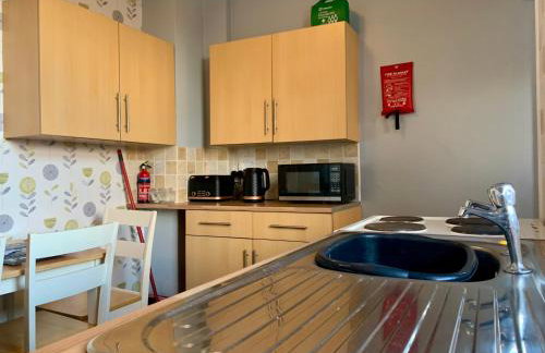 3 BDR Entire Home Sleeps Up to 5 Contractors & Families Long or Short Stay Free WiFi & Parking - Foto 5