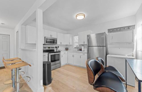 Sunny 4BR Getaway Pool & Private Guest Suite - Foto 21