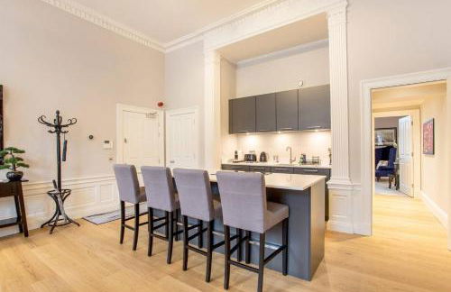 JOIVY York Place Apartment in Georgian City Centre Building - Foto 24
