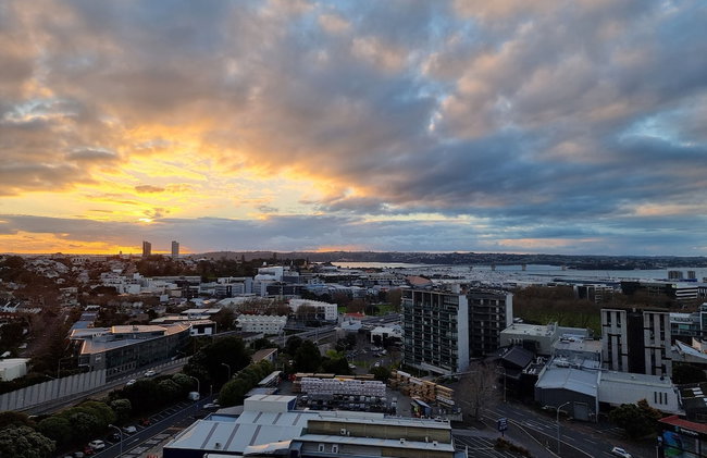 Luxe Apt w Harbour-Sunset Views -Parking - Foto 51