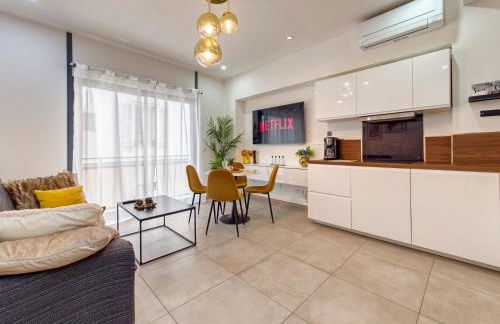 City Vibes, Indoor Parking, Breakfast & Air Conditioning - Foto 4