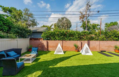 Regal 4 bed with hot tub close to Universal sleeps 15 - Foto 52