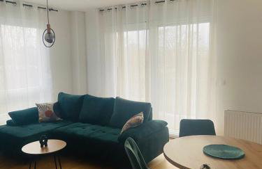 West City Residence - Photo 2