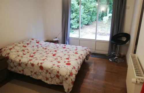 Grande maison au calme au cœur d un bois 11 personnes - Photo 13