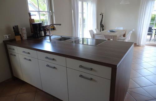 Reetdachhaus direkt am Meer für 6 Personen!! - Foto 12