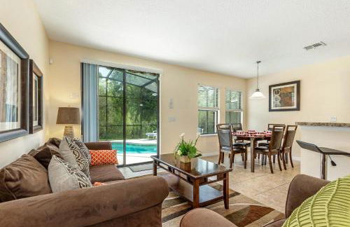 Family Friendly - South Facing Pool - Game Room - Gated - Near Disney - Foto 6
