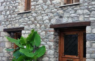 Limni Stone Apartments - Photo 4