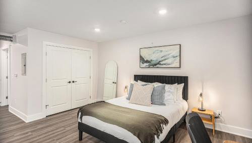 Upscale Abode - Brand New Corporate Apt Downtown - Foto 3