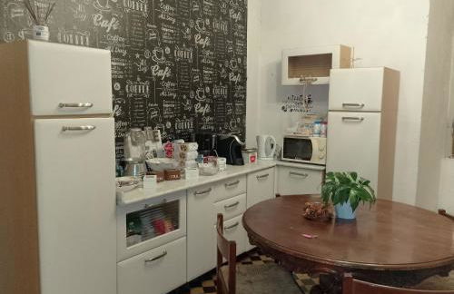 Apartment Wohnung mit zauberhaftem Blick auf das Schloss by Interhome - Photo 5