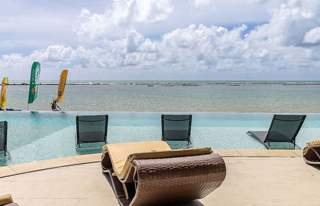 Apto Beira Mar com Vista e Pé na Areia - Foto 45