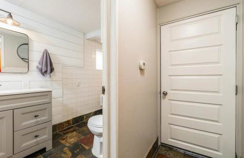 #StayInMyDistrict Hyde Park Bungalow - Photo 16