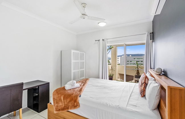 Cairns City Apartments - Photo 6