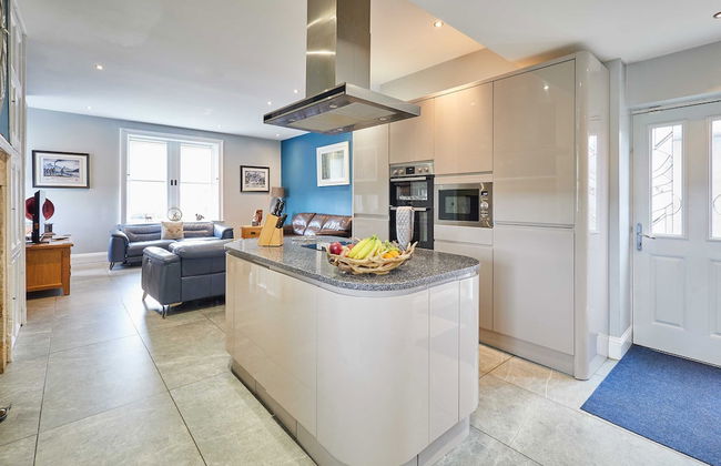 Host Stay Mount Cottage - Photo 8