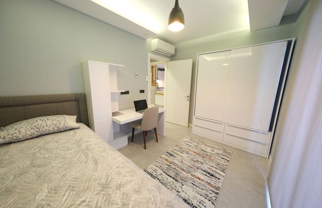 Sky Garden Suites - Photo 12