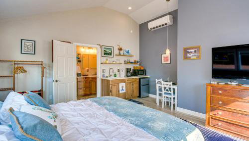 Bremerton Studio with Bay View Beach Access! - Foto 3