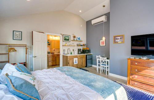 Bremerton Studio with Bay View Beach Access! - Foto 3