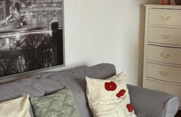 Paris Eiffel Tower et Disney apartments, parkings gratuits et sécurisés, 10 minutes métro to Paris - Foto 25