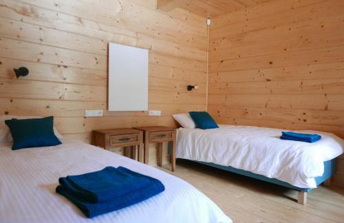 Dzika Dziura z jacuzzi - Foto 31