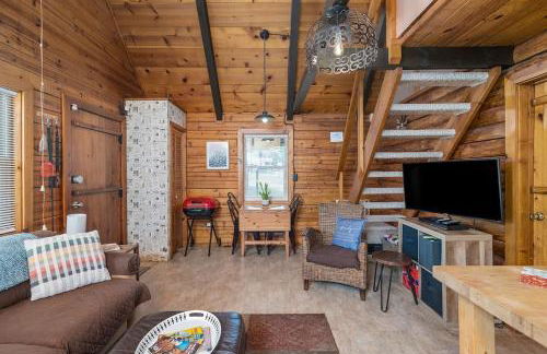 Nature's Nook - Fire Pit & Near Fishing & Golf - Photo 5