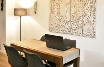 THE BOHO-CHIC OASIS, lovely city center apartment - Photo 6