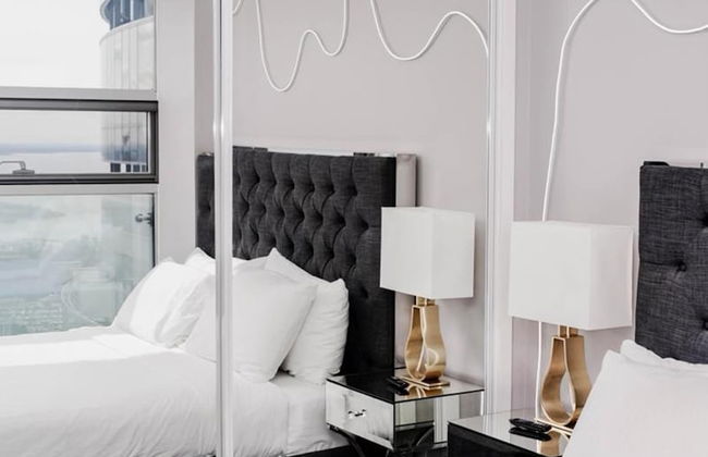 Maple Leaf Square - Photo 27