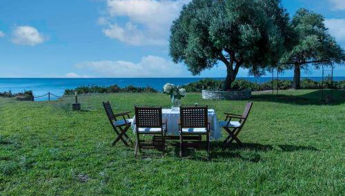 ALKEA beachfront apartment Moles Kalives Halkidiki - Foto 2, Garden