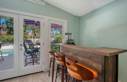 Relax & Recharge - Private Pool Oasis Near Beach & St. Armands Circle - Foto 1