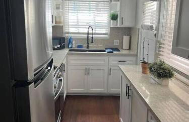 Sea View, Flower Garden, AC, WD, Renovated - Foto 10