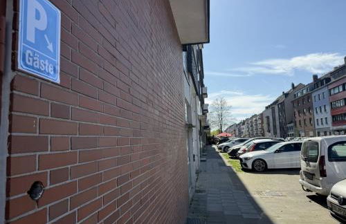 - Forest Retreat Deluxe - 2 Bedroom Apartment - 75 qm - Fully Renovated 2025 with TV & Netflix - King Size Beds - Full Kitchen - Free Parking - Close to Airport & Train - - Foto 44