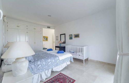 49-Exclusive Villa With Private Pool & Breathtaking Views in Mijas! - Photo 40